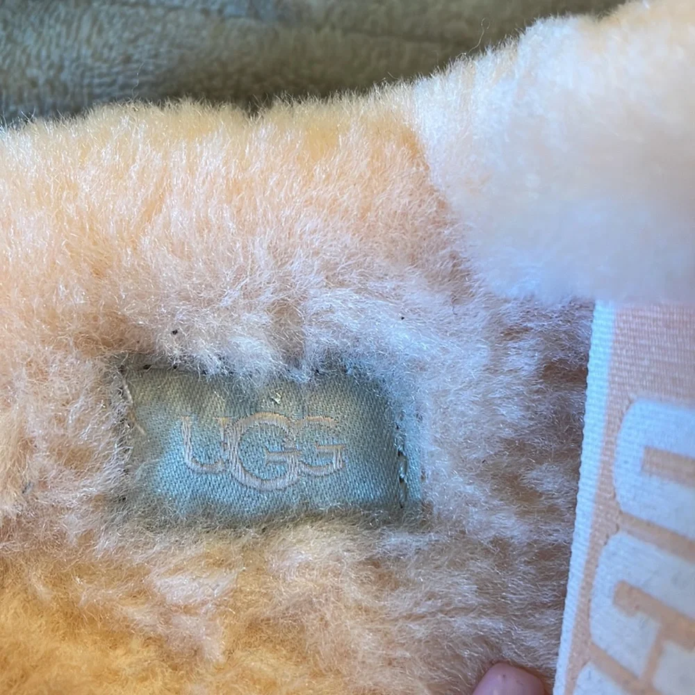 Ugg fuzzy sling back slippers with hard sole SZ 8 - Picture 8 of 10